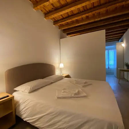 Milano-darsena Navigli- C'era Volta Casa